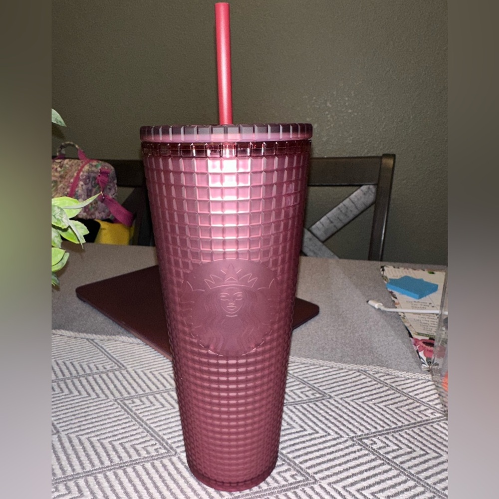 Starbucks cup/tumbler.